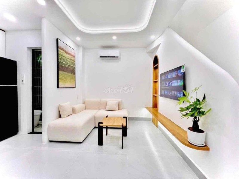Full NT ở ngay - 3 Tầng kiên cố Hoàn công - 2PN WC khép kín