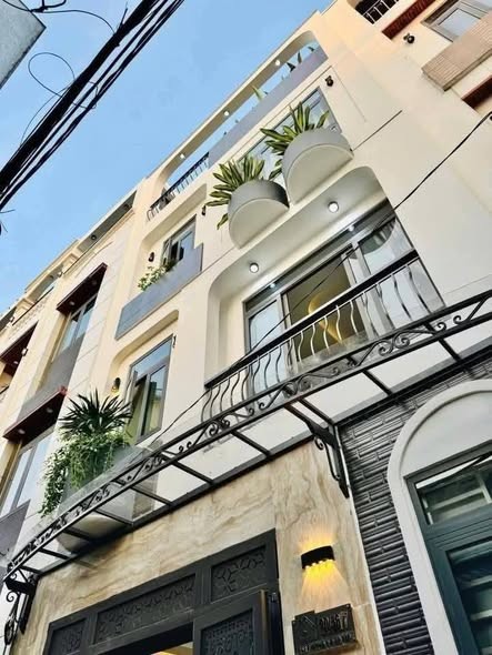 NHÀ PHỐ 4 TẦNG – FULL NỘI THẤT