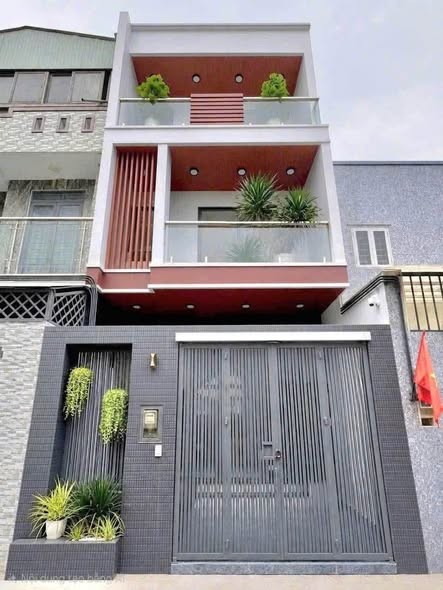 NHÀ 2 TẦNG - 80m2 - CÁCH LÒ LU ĐÚNG 20m