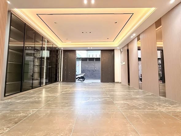 NHÀ 4 TẦNG – 5M NGANG – GARA Ô TÔ
