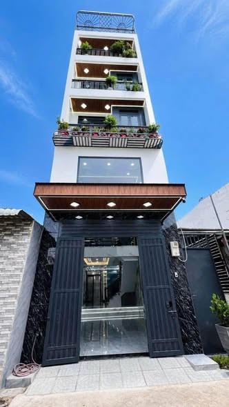 Sở Hữu Ngay Căn Nhà hẻm 5m xe hơi