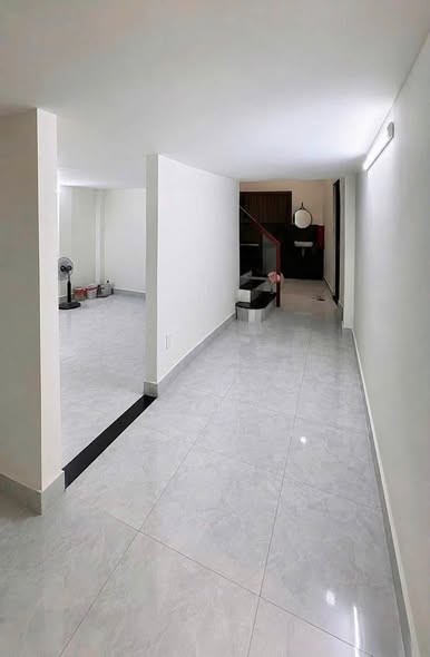 Bán nhà Cách Mạng Tháng Tám, QUẬN 10