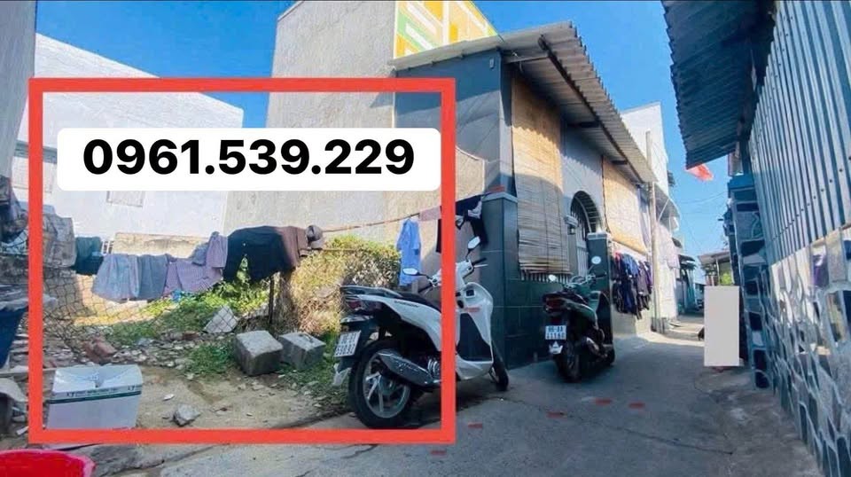 Bán Đất ven biển - Cách biển 60m - Ảnh 1
