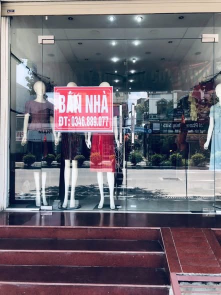 Do gia đình chuyển về HN nên cần bán nhà trung tâm TP mặt đường Võ Nguyên Giáp - Ảnh 3