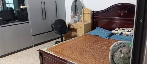 Bán gấp nhà 2 tầng ở tổ 1 phường Điện Biên Phủ mặt đường 15m