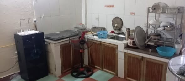 Cần tiền bán gấp nhà 2 tầng 1 tum mặt đường Võ Nguyên Gíap ở tổ 8 Nam Thanh phường Mường Thanh