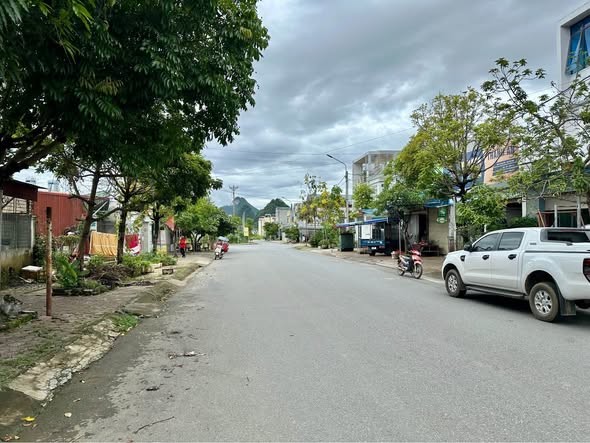 👉CHỈ NHỈNH 1 TỶ CÓ NGAY CĂN NHÀ C4 MẶT ĐƯỜNG PHẠM VĂN ĐỒNG TỔ 23 ĐÔNG PHONG TỈNH LAI CHÂU - Ảnh 3