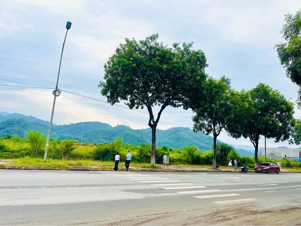 MỘT LÔ DUY NHẤT  1tỷ650 VÕ NGUYÊN GIÁP