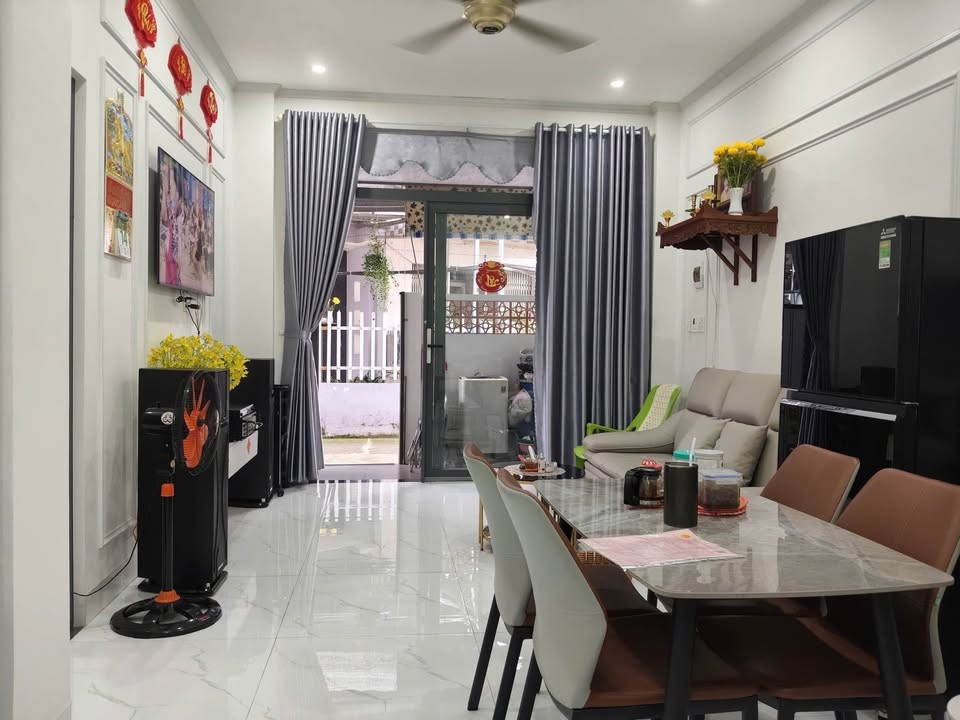 BÁN NHÀ NGAY TRUNG TÂM PHƯỜNG SA ĐÉC!!!