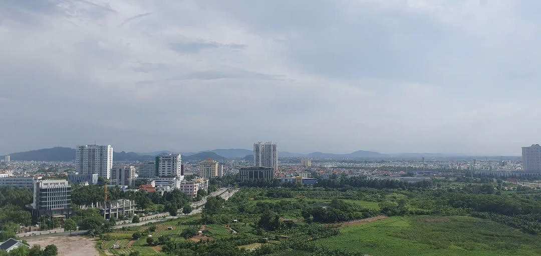 Cần bán căn góc chung cư AT-Home (2pn, 2vs) , tầng cao, sở hữu view cực đẹp, thoáng đãng: - Ảnh 1