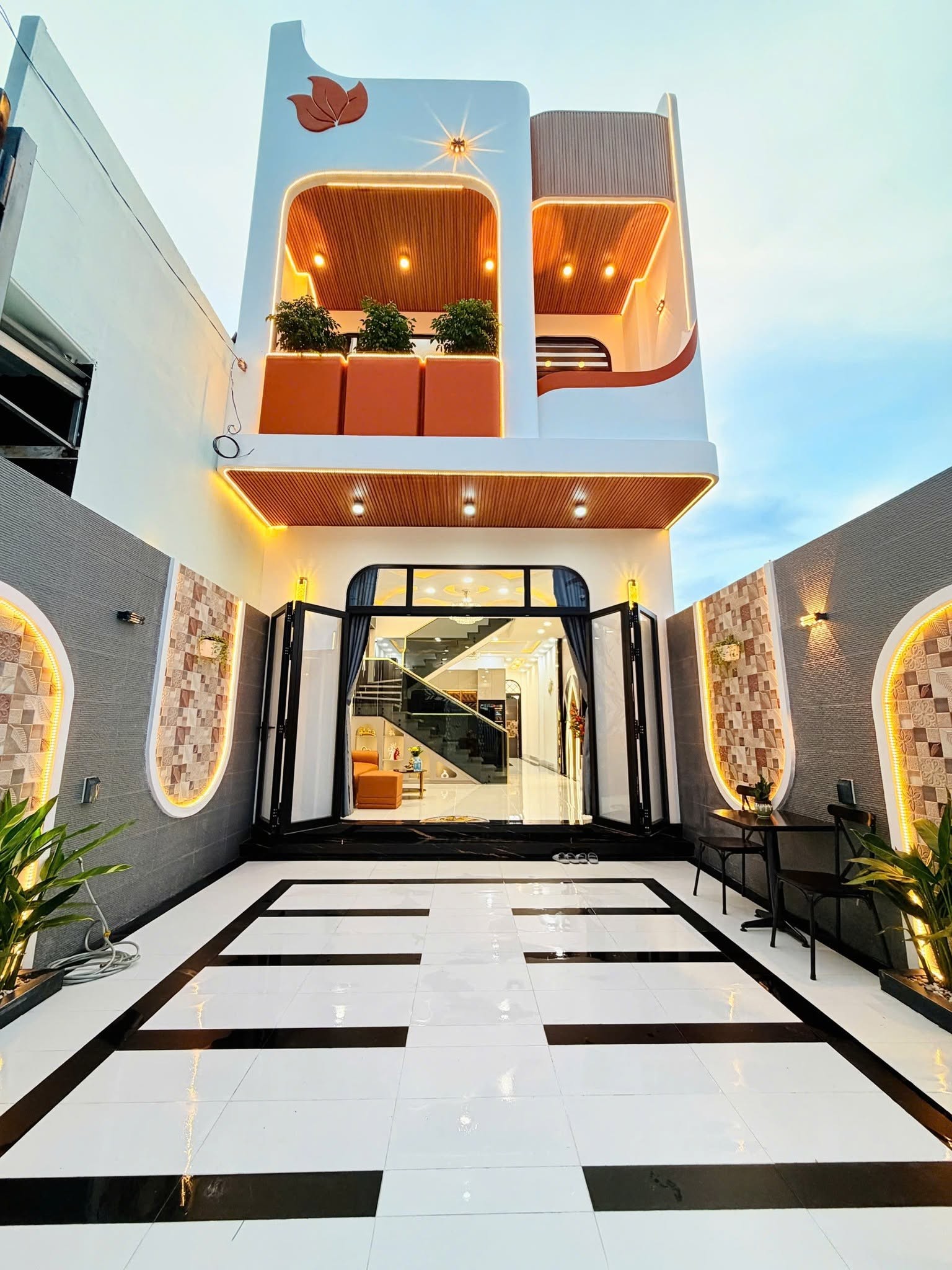 🏡🥦 NHÀ PHỐ 2 MẶT TIỀN – FULL NỘI THẤT CAO CẤP TẠI MỸ PHONG