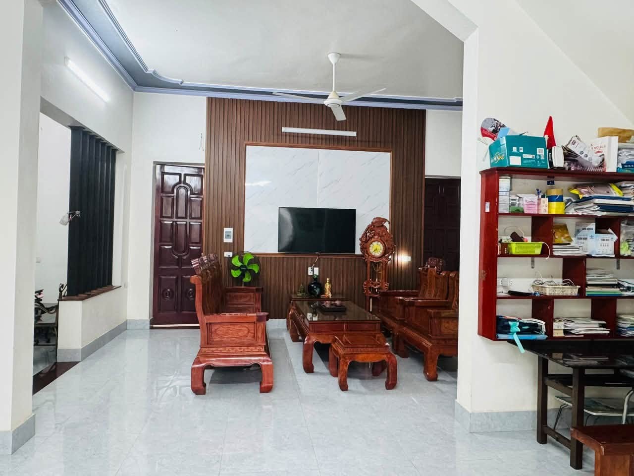 ✅✅Bán căn nhà 2 tầng nằm trên lô đất góc 2 mặt tiền với diện tích đất 200m2 - Ảnh 3