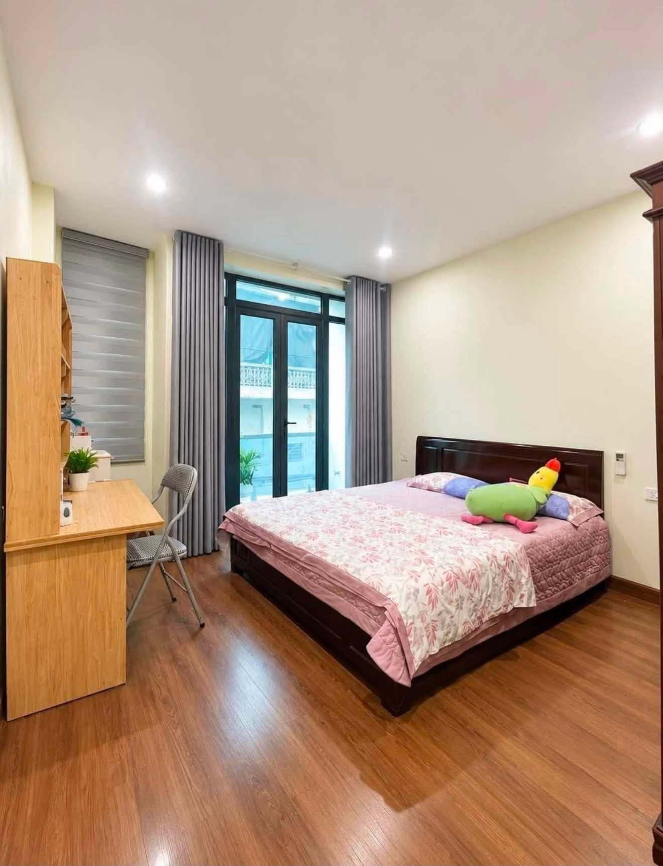 NHÀ ĐẸP 3 TẦNG – GẦN CHỢ ĐẦU MỐI ĐÔNG HƯƠNG - Ảnh 4