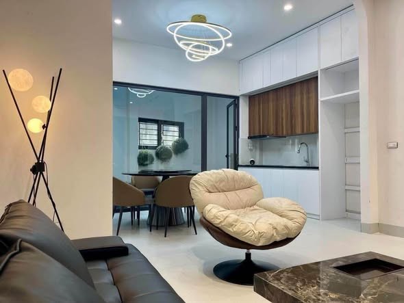 🏠 NHÀ 3 TẦNG MỚI TINH – GẦN CĐ SƯ PHẠM