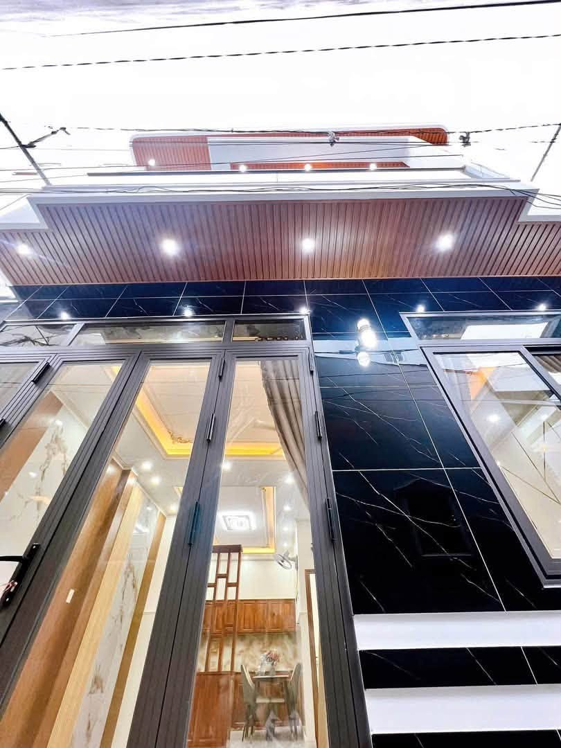 NHÀ SỐ 138/118/1A TRẨN HƯNG ĐẠO - 4 PHÒNG NGỦ , CÓ PHÒNG NGỦ TẦNG TRỆT , HẺM THÔNG NHIỀU HẺM , NHÀ CÁCH LỘ XE HƠI 10 MÉT . - Ảnh 1