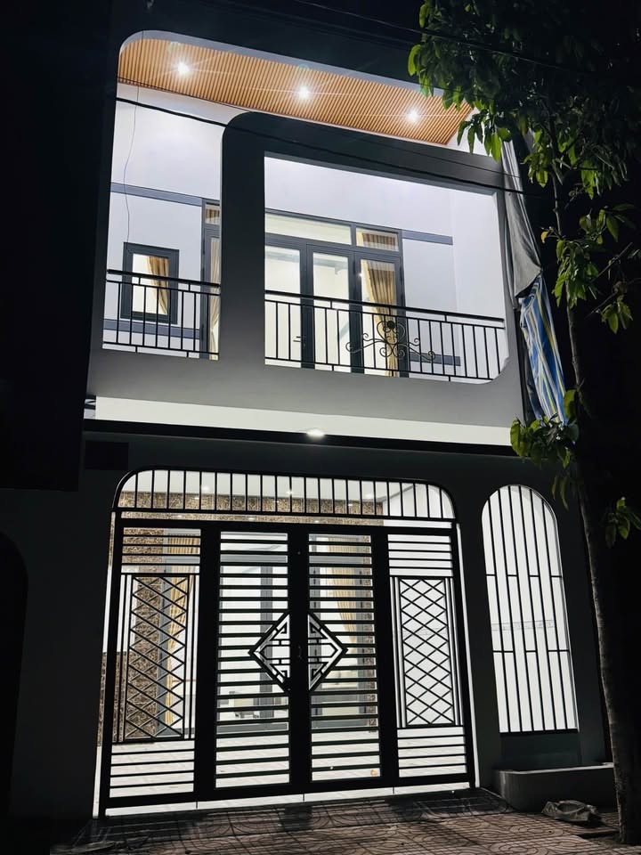 🏡🏡BÁN NHÀ 1 TRỆT 1 LẦU PHƯỜNG LONG CHÂU TPVL