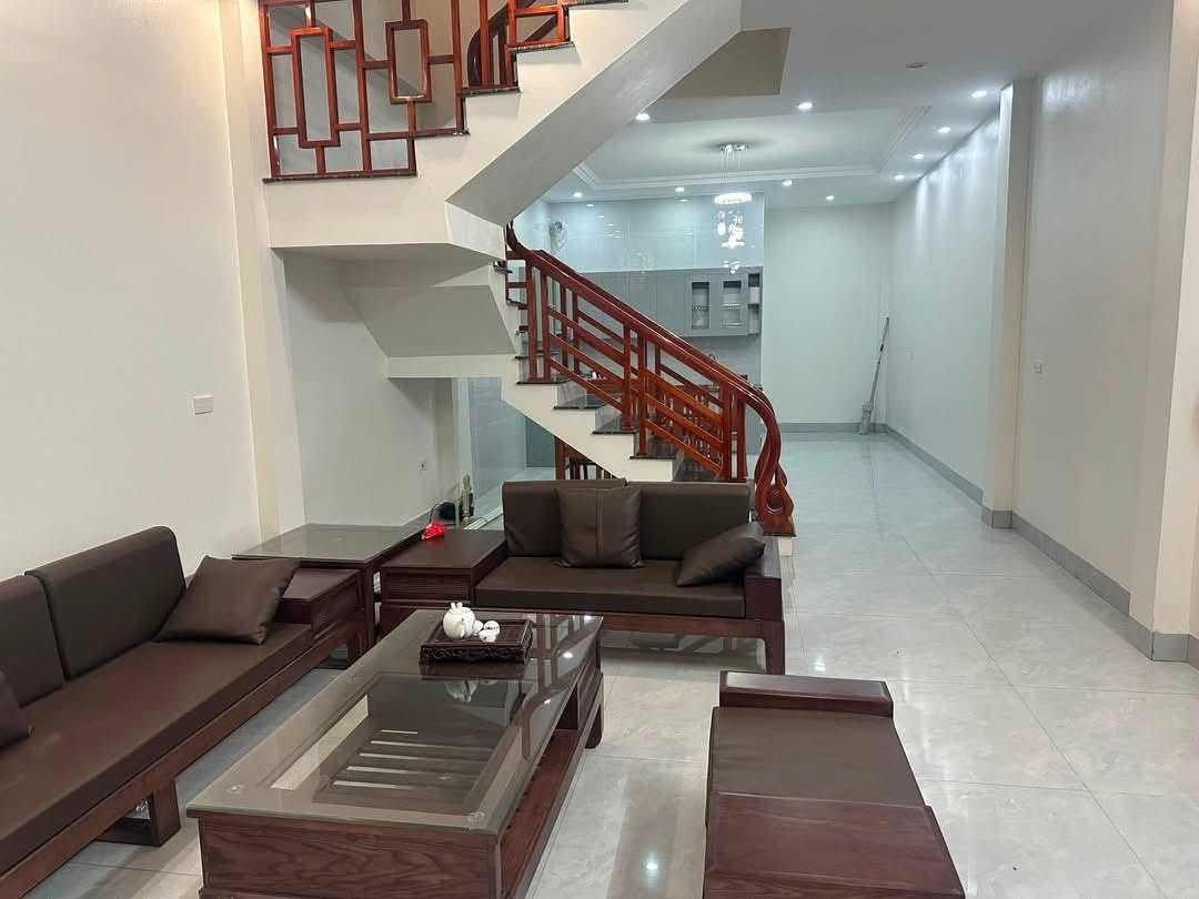 🏡BÁN CĂN NHÀ 3 TẦNG NINH TIẾN GẦN ĐƯỜNG NGUYỄN HỮU AN - Ảnh 1