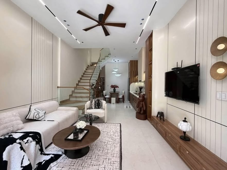 CHÍNH CHỦ GỬI BÁN NHÀ GẦN HỒ CÔ TIÊN – HẠ LONG – 3,1 TỶ - Ảnh 1