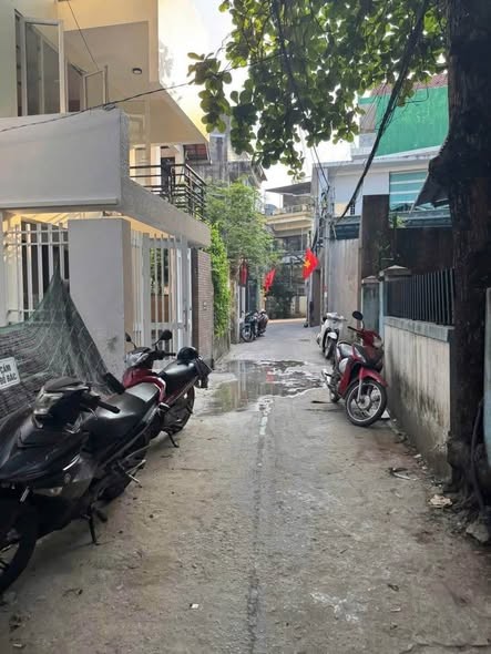 Đất Kiệt 11 Phan Bội Châu, Vĩnh Ninh, Phường Thuận Hoá ngay chơ Bến Ngự