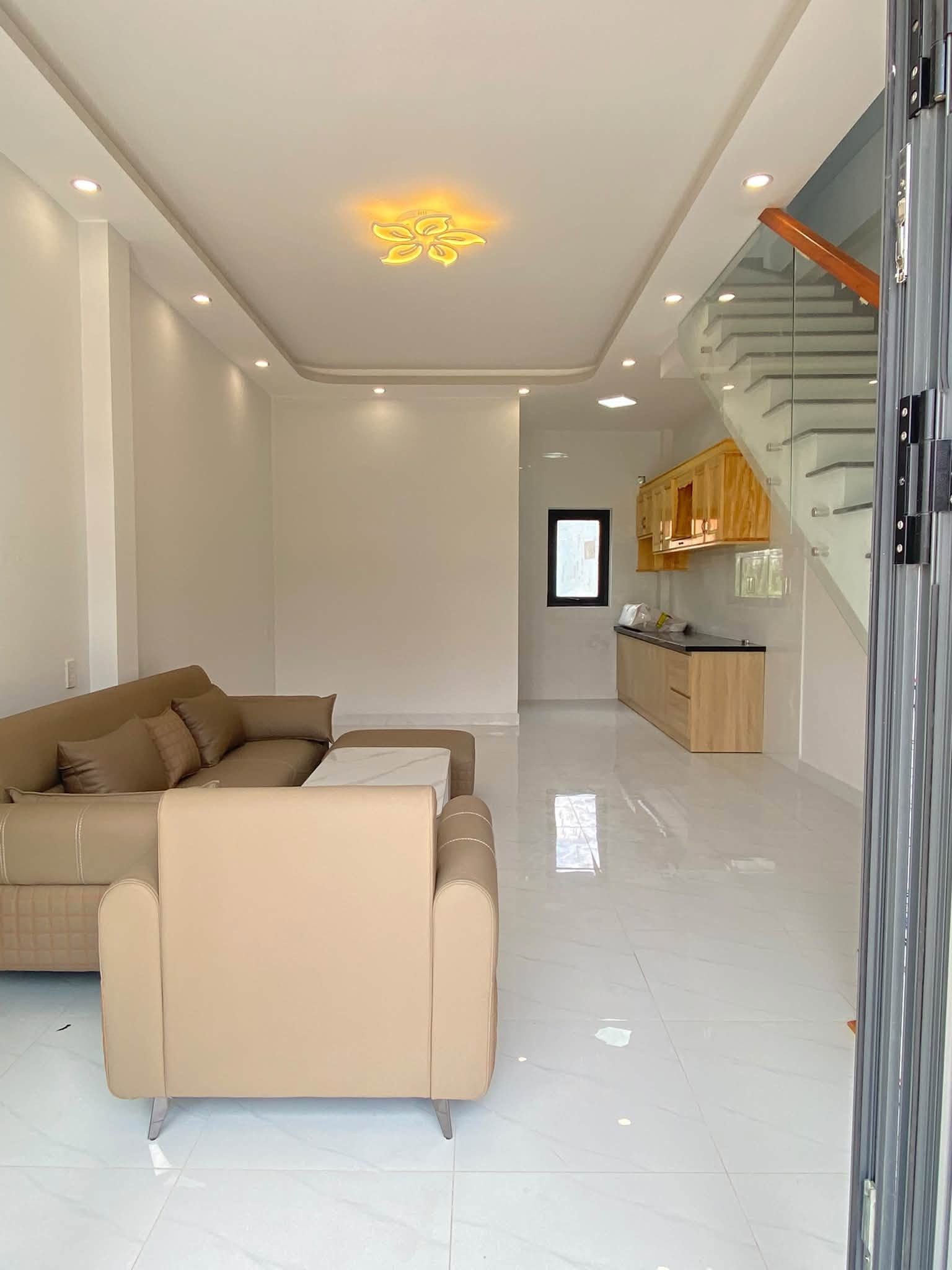 Nhà mới xây đường Trạng Trình P. Lâm Viên Đà Lạt P9 cũ - Ảnh 1
