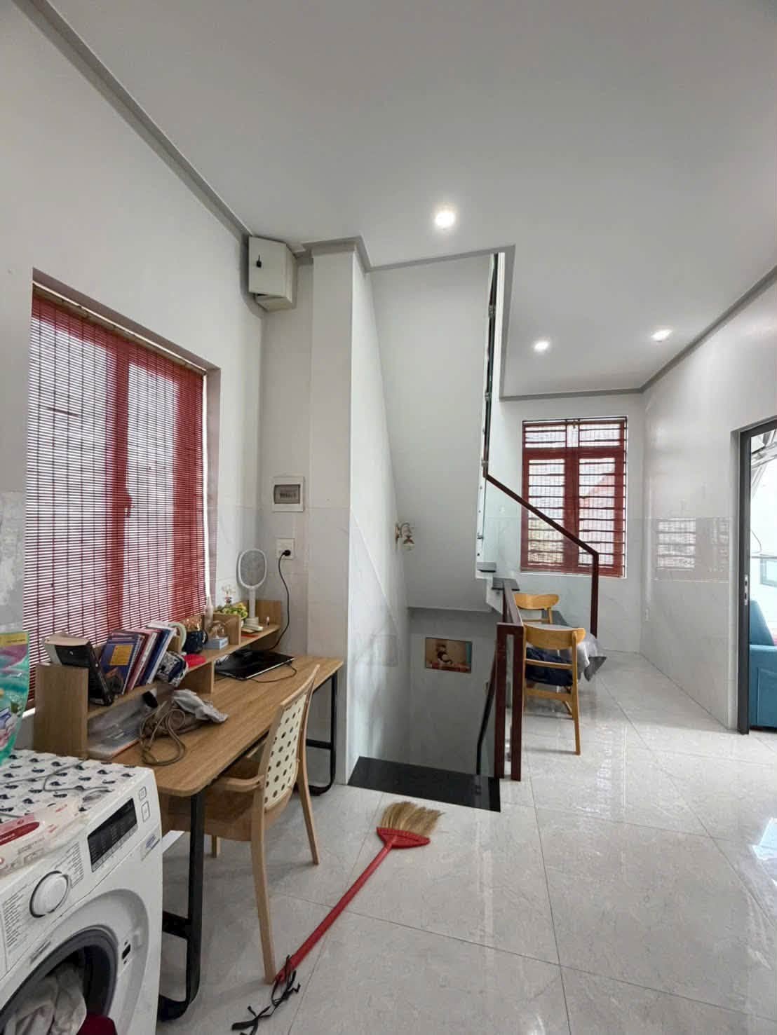 🔥 1 TỶ 690TR - NHÀ LẦU 130M² SÀN GẦN BIỂN THƯƠNG CHÁNH 🔥 - Ảnh 6