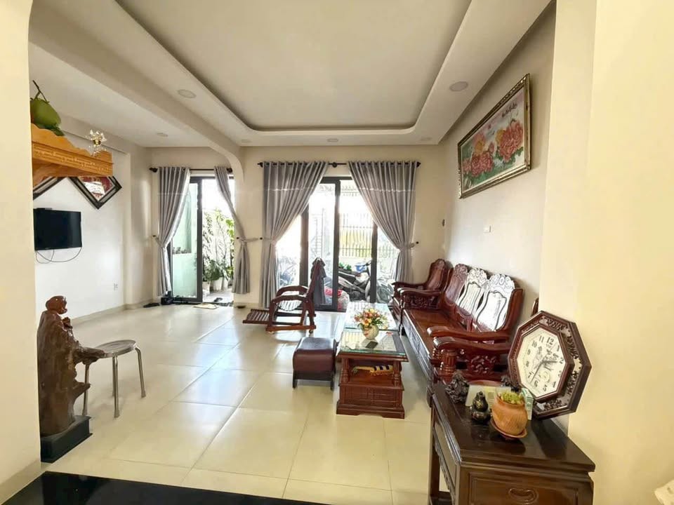 BÁN LẠI NHÀ MỚI XÂY SÂN OTO Ở NGAY XUÂN AN - Ảnh 2