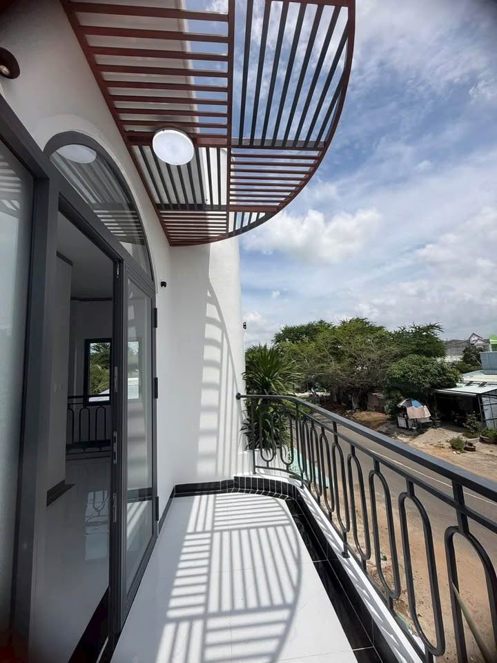 HƠN 1Tỷ CÓ CĂN NHÀ LẦU ĐẸP HAI MẶT TIỀN NHỰA KINH DOANH MỚI KEN LÊ QUANG ĐẠO - PHAN THIẾT-BÌNH THUẬN - Ảnh 3