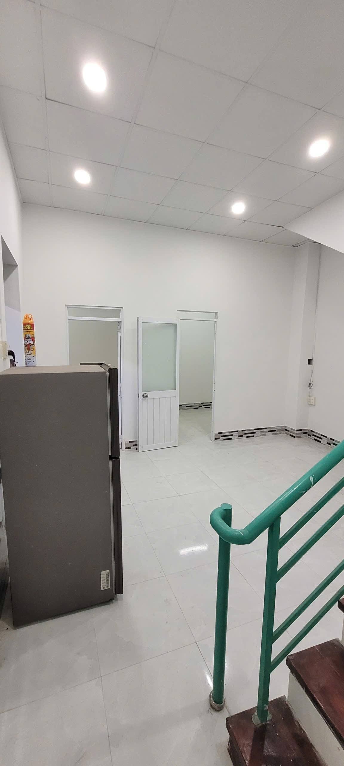 🏡🔥 BÁN NHÀ 2 TẦNG 110M2, 4PN, HẺM PHẠM VĂN ĐỒNG, GIÁ RẺ CHỈ 2TỶXXX