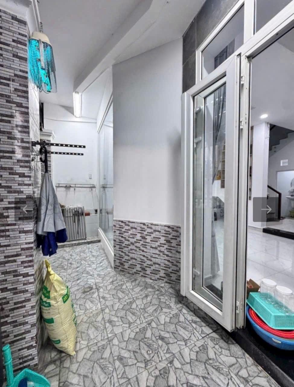 💎💎 NHÀ ĐẸP - HXH - CHO THUÊ 15 TRIỆU - 3 TẦNG SÂN THƯỢNG - 56M² - 4 PN -  - NGANG 6.3M 💎💎