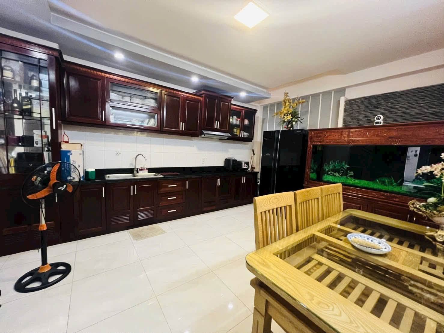 🏠 NHÀ 5 TẦNG - HẺM XE HƠI THÔNG - LẠC LONG QUÂN
