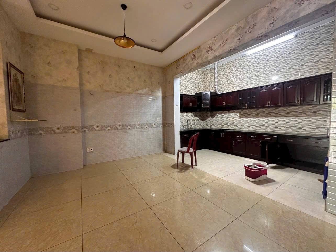 🏡 BÁN NHÀ KDC TRỊNH QUANG NGHỊ P.BÌNH ĐÔNG Q8 📍 6M x 18M (6PN - 5WC) - SỔ HỒNG HOÀN CÔNG ĐỦ 💵 9 TỶ 2 TL