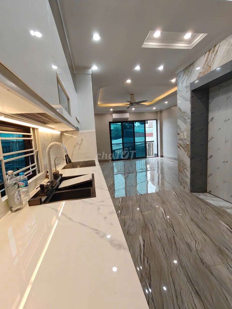 Bán nhà Ngõ 191 phố Thạch Bàn. Ngõ thông ô tô vào nhà 6t thang máy - Ảnh 1