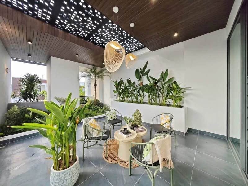 🏡 BÁN NHÀ HÒA XUÂN SÁT LÊ QUẢNG CHÍ 📍 100M² (5x20M) - CÓ PN TRỆT, SÂN Ô TÔ - FULL NỘI THẤT XANH MÁT 💵 9.35 TỶ TL - Ảnh 8