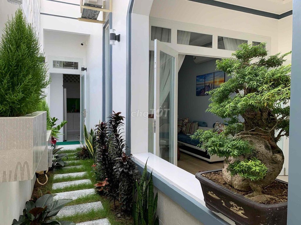 Bán Nhà Chính Chủ. Tiện Nghi đầy đủ full NT, Nhà mới ô tô đỗ trong sân - Ảnh 2