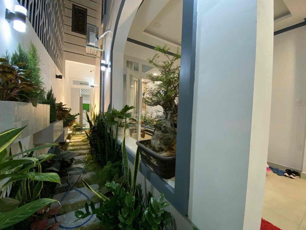Bán Nhà Chính Chủ. Tiện Nghi đầy đủ full NT, Nhà mới ô tô đỗ trong sân - Ảnh 9