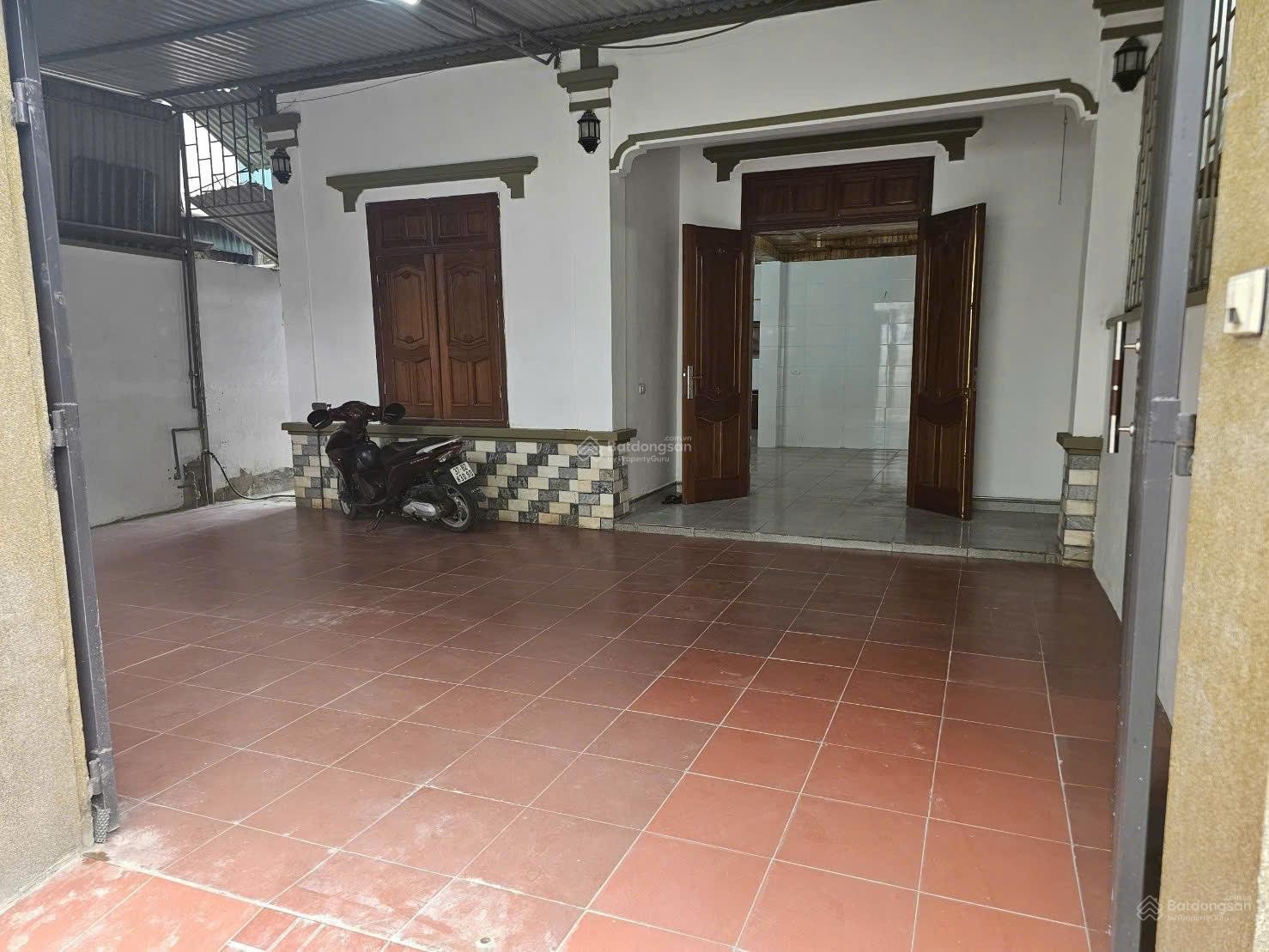 Bán nhà 1 tầng TP Vinh 166,3m2 - 5,6 tỷ MT 8,23m - đường 7m ô tô đỗ cửa