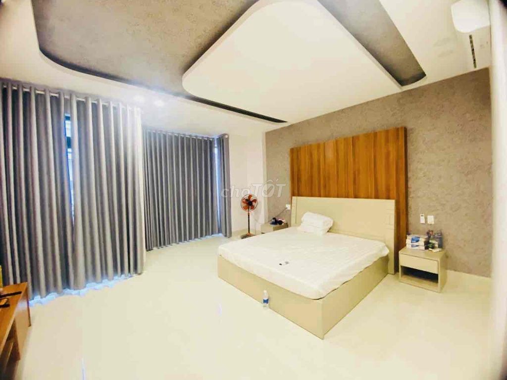 Nhà 4 Tầng Gần Biển Thuỳ Vân