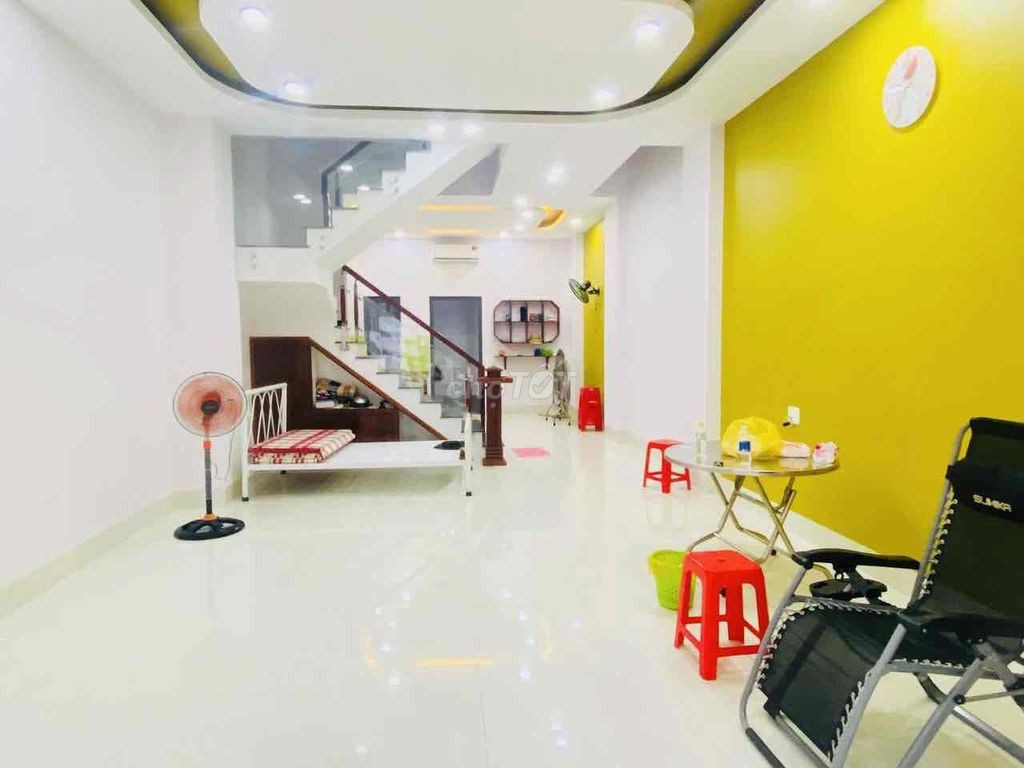 Nhà 4 Tầng Gần Biển Thuỳ Vân