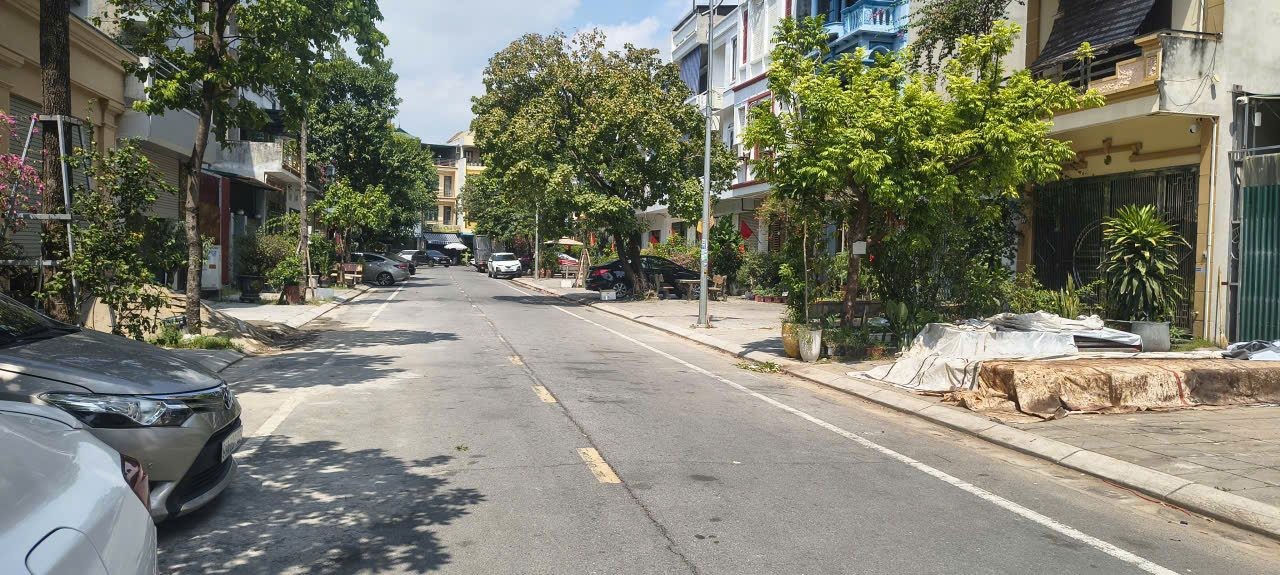 Bán Nhà riêng 76m2, Phường Kinh Bắc, Thành phố Bắc Ninh Vỉa hè rộng 8m Giá Thương Lượng