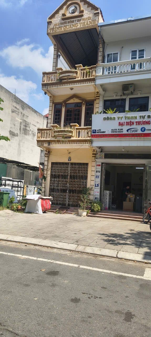 Bán Nhà riêng 76m2, Phường Kinh Bắc, Thành phố Bắc Ninh Vỉa hè rộng 8m Giá Thương Lượng