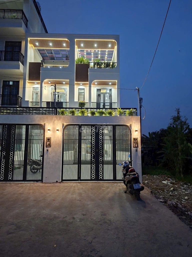 Nhà mới - mặt tiền sông ở nghỉ dưỡng thoáng mát - Đúc 1 trệt 2 lầu - Ảnh 8