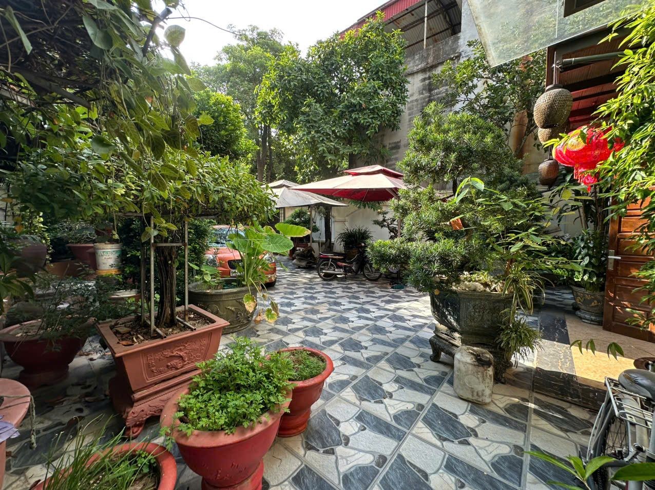 Bán căn shop chân đế 57m2 giá chỉ 3,2 tỷ, trần cao 7m, ngay cạnh cv sun world, kinh doanh 24/7