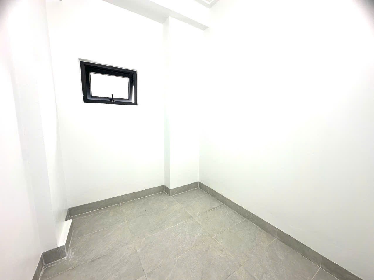 Bán Nhà riêng 46m2 có sẵn 46 m2 thổ cư giá 4.5 tỷ tại Đường Lê Hồng Phong Phường Phạm Ngũ Lão Thành phố Hải Dương Hải Dương