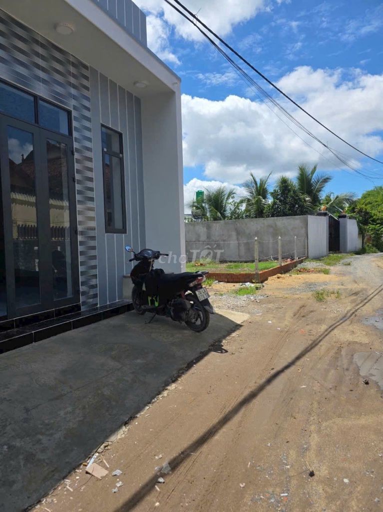 BÁN NHANH CĂN NHÀ CẤP 4 TRUNG TÂM TRẢNG BÀNG, 70M2, SHR, 800TR - Ảnh 2