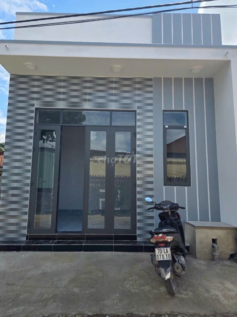 BÁN NHANH CĂN NHÀ CẤP 4 TRUNG TÂM TRẢNG BÀNG, 70M2, SHR, 800TR - Ảnh 3