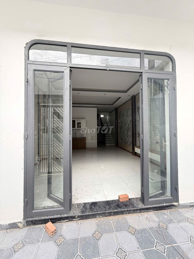 Nhà lầu cách ĐỒNG KHỞI chỉ 500m ,sổ riêng mà giá chưa tới 2 tỷ