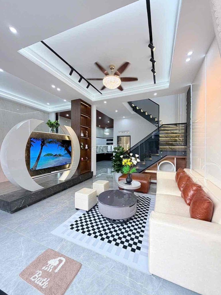 TÔI CHÍNH CHỦ CẦN BÁN GẤP NHÀ ĐẸP VỪA Ở VỪA KINH DOAN HỘ KHẨU HOÀ XUÂN - Ảnh 4