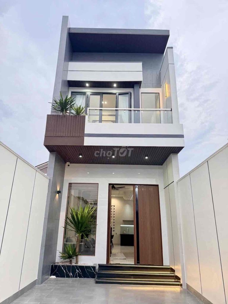 Nhà lầu trung tâm, sát chợ Long Hoa, Tây Ninh - Ảnh 12