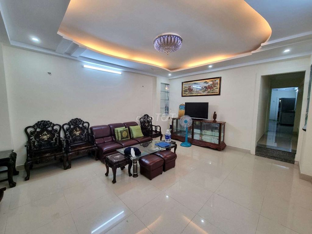 Nhà mặt tiền Trần Quốc Toản, 101m², 3PN, sân thượng thoáng - Ảnh 9