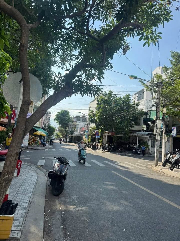 🏠 BÁN NHÀ 3 TẦNG MẶT TIỀN ĐƯỜNG NGUYỄN HỮU HUÂN, TRUNG TÂM TP NHA TRANG, VỊ TRÍ ĐẸP Ở KINH DOANH, DU KHÁCH TÂY TẬP TRUNG ĐÔNG
